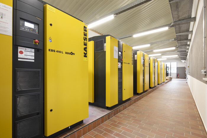 Energibesparende drift med EBS skrueblåsere fra KAESER.