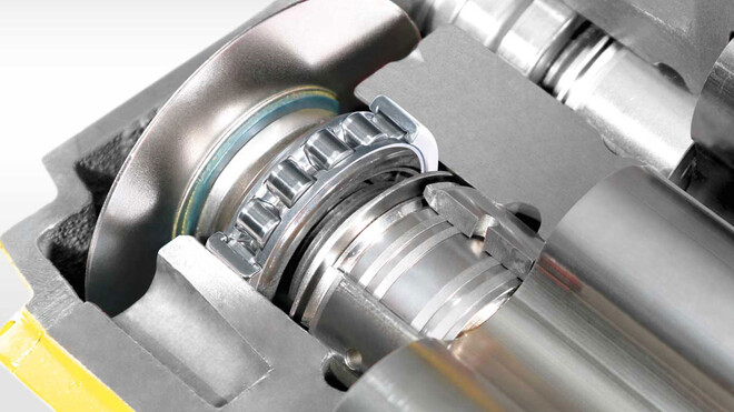 Blåsemaskin med meget robuste lagre.