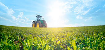 Trykkluftkompressorer fra KAESER KOMPRESSORER til bruk i landbruksforvaltning – robuste løsninger for alle bruksområder innen landbruk og maskindrift.
